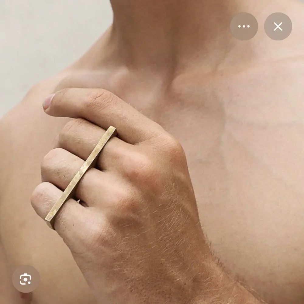 THE MONOTYPE The Bruiser Ring Tool in Brass Gold